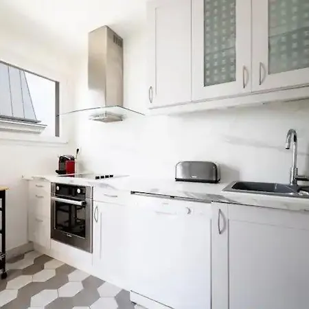 A La Porte De Paris Appartement